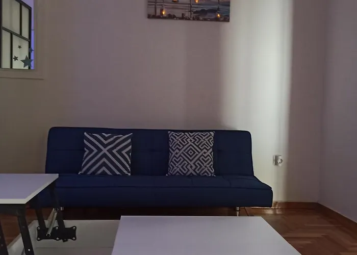 Chris\'S Athens Home In The Center Of Everything