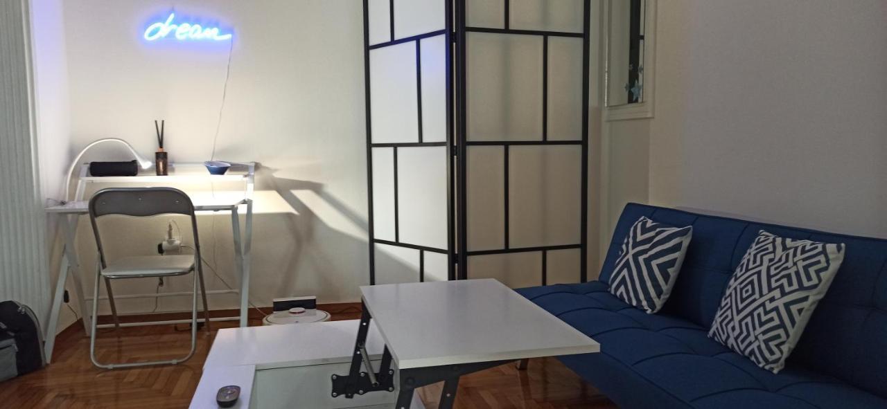 Chris's In The Center Of Everything Apartment Athens